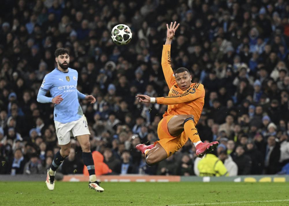 東亞杯中國女足1-1韓國女足 崔有利首開紀錄汪琳琳連場破門.